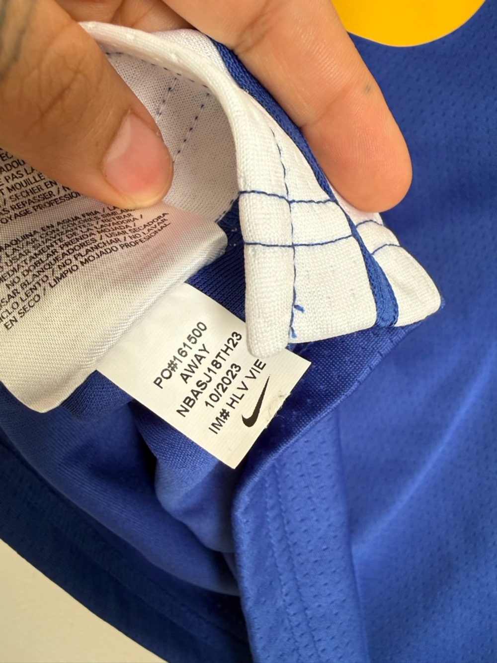 Nike Golden state warriors NBAbasketball Blue and Yellow Warriors Jersey # 30 - Picture 4 of 8